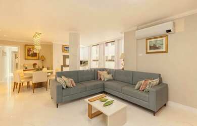 Imagem 4: Apartamento com 03 dormitórios sendo 01 suíte e 01 vaga dupla de garagem...