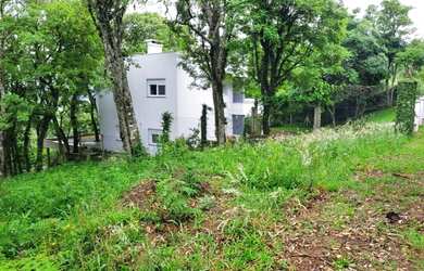 Imagem: O terreno possui 2.031m² de Área e está localizado em Linha