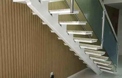 Imagem 8: Duplex para aluguel e venda tem 212 metros quadrados com 5 quartos