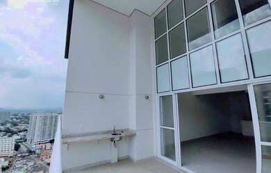 Imagem: O apartamento na cobertura possui 4 Dormitórios, 5 Banheiros