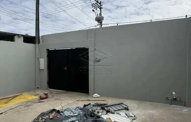 Imagem: A casa possui 2 Dormitórios, 2 Banheiros, 1 Vaga na garagem