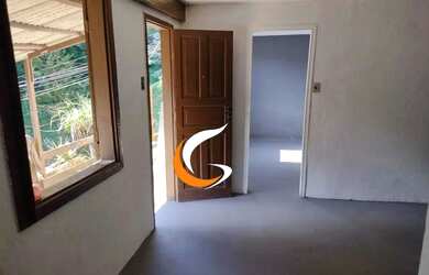 Imagem: A casa possui 1 Dormitório, 1 Banheiro e 40m² de Área e está