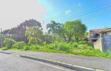 Imagem: O terreno possui 360m² de Área e está localizado em Lamenha