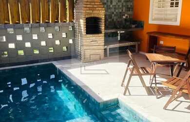 Imagem: A casa em condomínio possui 4 Dormitórios, 3 Banheiros, 1