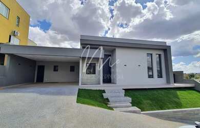 Imagem: A casa em condomínio possui 3 Dormitórios, 5 Banheiros, 4