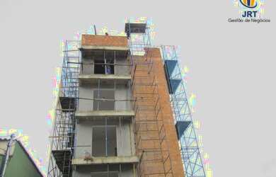 Imagem: O apartamento possui 2 Dormitórios, 1 Banheiro, 2 Vagas na