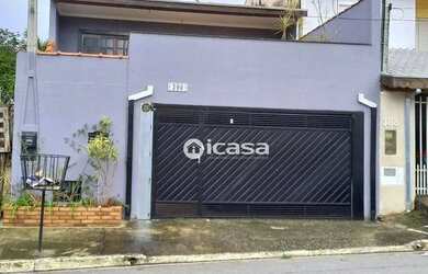 Imagem: A casa possui 2 Dormitórios, 3 Banheiros, 2 Vagas na garagem