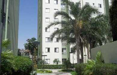 Imagem: O apartamento possui 2 Dormitórios, 1 Banheiro, 1 Vaga na garagem