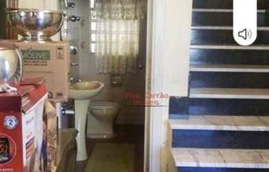 Imagem: A casa possui 3 Dormitórios, 2 Banheiros, 3 Vagas na garagem