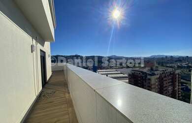 Imagem: O apartamento na cobertura possui 4 Dormitórios, 4 Banheiros