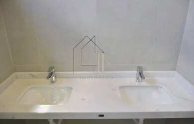 Imagem 16: Linda casa com 3 suítes e garagem para 4 carros - Jardins Bolonha