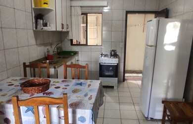 Imagem: A casa possui 2 Dormitórios, 1 Vaga na garagem e está localizado