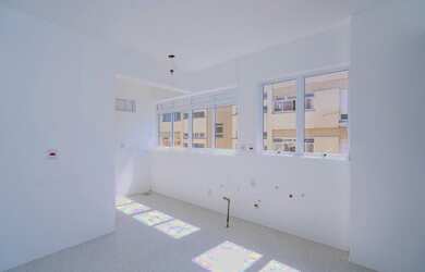 Imagem 6: Cobertura para Venda - 244m², 3 dormitórios, sendo 1 suites, 4 vagas...