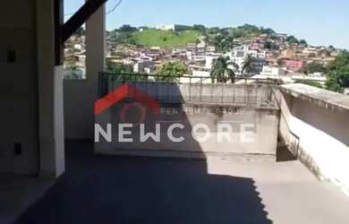 Imagem: A casa possui 3 Dormitórios, 2 Banheiros, 1 Vaga na garagem