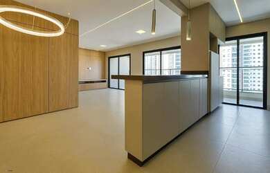 Imagem: O apartamento possui 3 Dormitórios, 4 Banheiros, 3 Vagas na