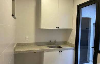 Imagem 15: Casa à Venda com 3 Suítes, Piscina e Espaço Gourmet no Condomínio Giverny!