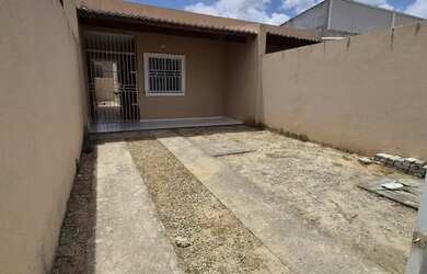 Imagem 6: Casa na Rua das Abelhas Repasse de R$ 45K e a Segurança de 2 Banheiros...