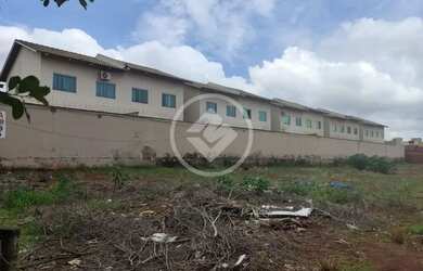 Imagem: O terreno possui 1600m² de Área e está localizado em Jardim