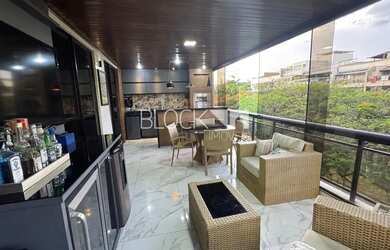 Imagem: O apartamento possui 2 Dormitórios, 3 Banheiros, 2 Vagas na