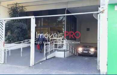 Imagem 2: 1500 m² área construida na R. dos Pinheiros com 20 vagas