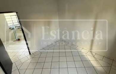 Imagem 5: Casa para Venda em Brotas, Bela Vista, 2 dormitórios, 1 banheiro, 1 vaga