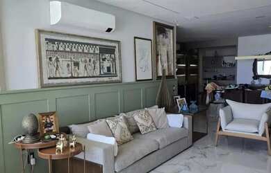 Imagem: O apartamento possui 4 Dormitórios, 4 Banheiros, 3 Vagas na