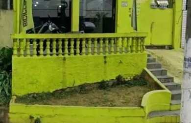 Imagem: O depósito possui 330m² de Área e está localizado em Casa