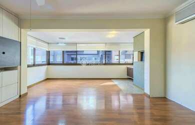 Imagem: O apartamento possui 3 Dormitórios, 2 Banheiros, 2 Vagas na