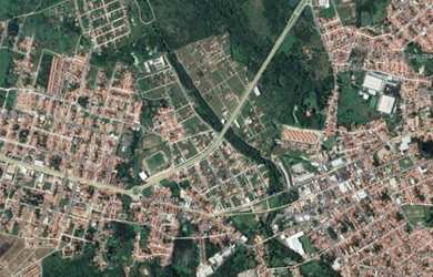 Imagem: O terreno possui 200m² de Área e está localizado em Maranguape