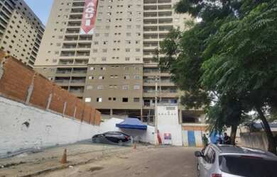 Imagem: O apartamento possui 3 Dormitórios, 1 Banheiro, 1 Vaga na garagem