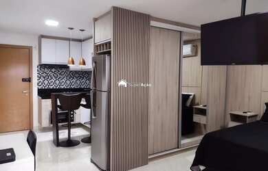 Imagem: O apartamento possui 1 Dormitório, 1 Banheiro, 1 Vaga na garagem