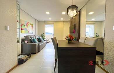 Imagem: O apartamento possui 2 Dormitórios, 2 Banheiros, 2 Vagas na