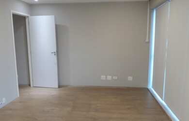 Imagem: O depósito possui 1 Vaga na garagem, 45m² de Área e está