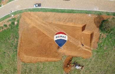 Imagem 2: Terreno à venda, 3000 m² por R$ 320.000,00 - Villagio da Serra II -...