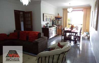 Imagem: O apartamento possui 3 Dormitórios, 1 Banheiro, 2 Vagas na