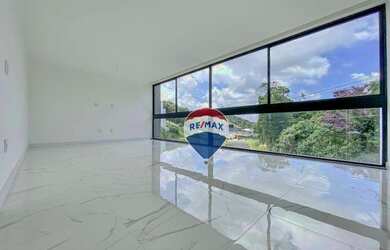 Imagem 2: Casa com 4 dormitórios à venda, 310 m² por R$ 2.590.000,00 - Aeroporto - Juiz de Fora/MG