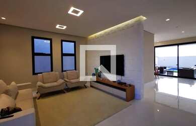 Imagem: A casa em condomínio possui 4 Dormitórios, 5 Banheiros, 4