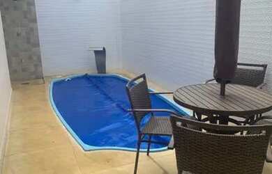 Imagem: A casa em condomínio possui 3 Dormitórios, 4 Banheiros, 4