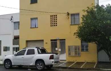 Imagem: O apartamento possui 2 Dormitórios, 2 Vagas na garagem e está