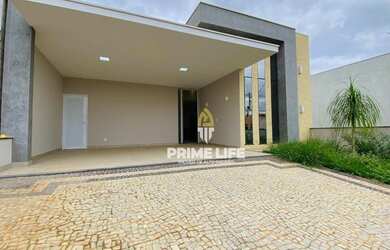 Imagem: A casa em condomínio possui 3 Dormitórios, 2 Banheiros, 4