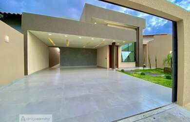 Imagem 3: Casa no jardim vila boa. Piscina, Varanda, Guarda roupae220m² de Área