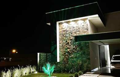 Imagem: A casa em condomínio possui 3 Dormitórios, 3 Banheiros, 2