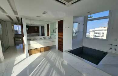 Imagem 9: Duplex para aluguel tem 350 metros quadrados com 3 quartos em Barra da...