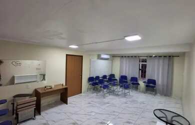 Imagem 14: Excelente Casa Comercial de Esquina c/ 5 Salas Climatizada e Armários...