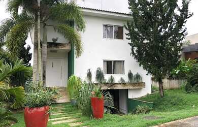 Imagem: A casa em condomínio possui 3 Dormitórios, 4 Banheiros, 2