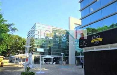 Imagem: O depósito possui 1 Vaga na garagem, 49m² de Área e está