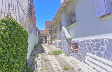 Imagem 15: Vendas Casa Curitiba PR. 250m² de Área, 5 Vagas na garageme3 Dormitórios