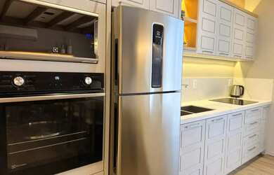 Imagem 14: Apartamento novo e mobiliado com 3 suítes na Meia Praia central Lazer...