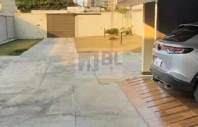 Imagem: O terreno possui 216m² de Área e está localizado em Jardim