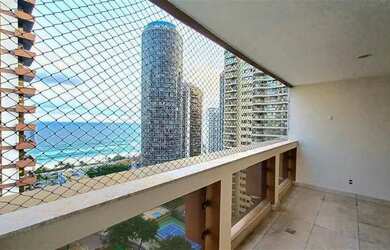 Imagem: O apartamento possui 3 Dormitórios, 5 Banheiros, 2 Vagas na